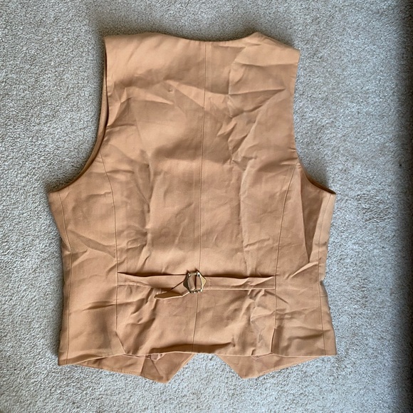 NWT DKNY Saddle Tan Vest - Picture 2 of 3